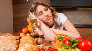 FOODS THAT INTERFARE WITH SLEEP